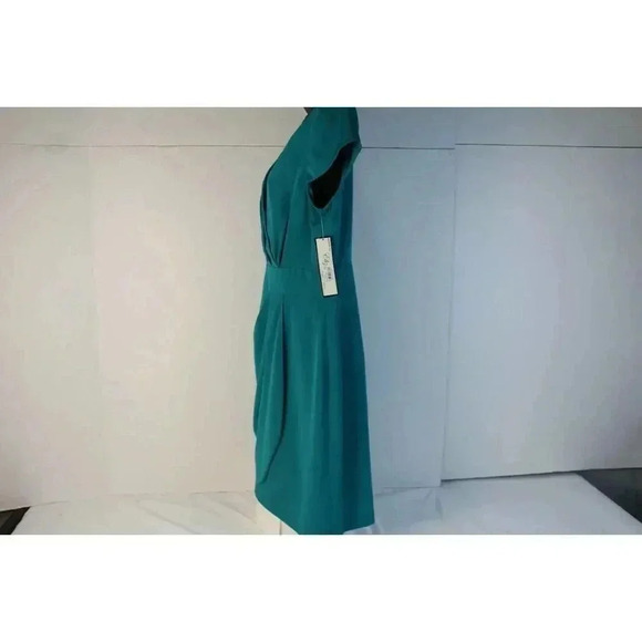 ladies Eliza f Royal Collection Dress - Picture 6 of 13